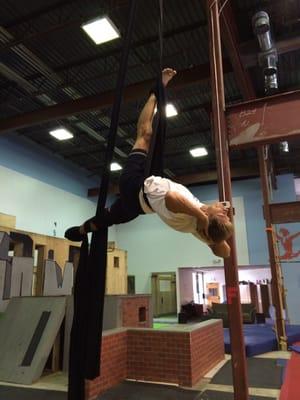 Aerial silks class! Saturdays @ 2pm (int-adv) or 3:30 (intro beg)