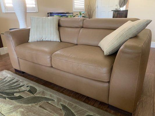 Natuzzi Italsofa in Leather 
 Call Paul 9177438333