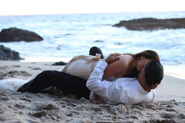 This very fun trash the dress session was held in Laguna beach