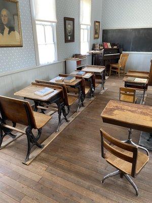 My great-grandmother used to teach in a 1-room schoolhouse.