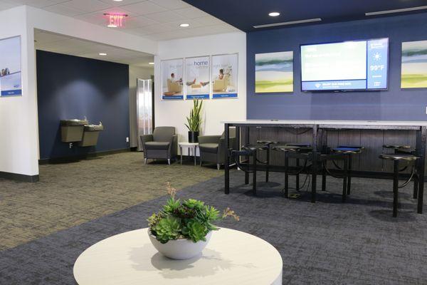 Lobby of Credit Union West Branch in Arrowhead.