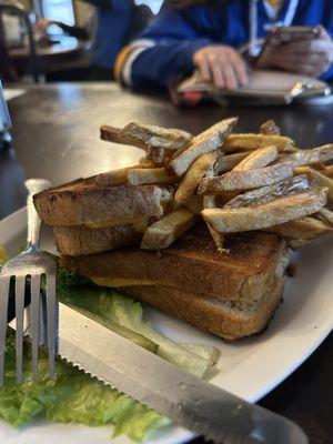 Grilled cheese and fries