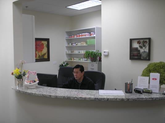 Dr. Chen's office in Glenview Illinois