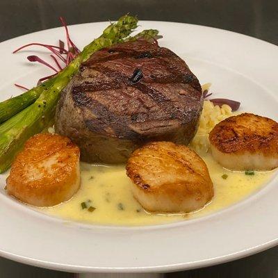 Steak & Scallops