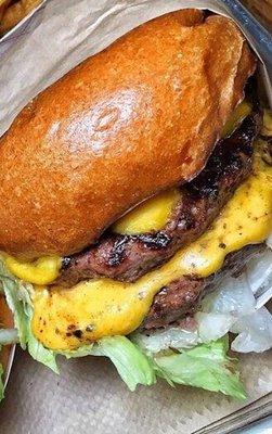 Double cheeseburger