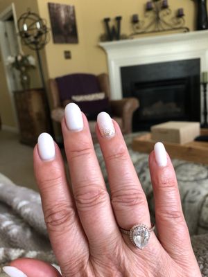 Bella Tan & Nails