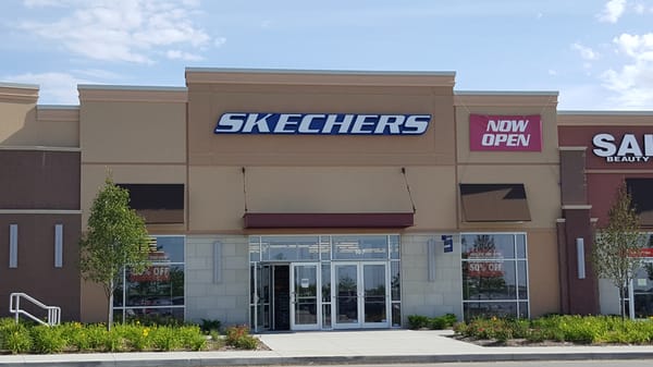 SKECHERS Warehouse Outlet