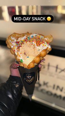 Egg Waffle Sundae