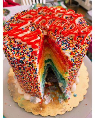 Rainbow cake 6 inch mini