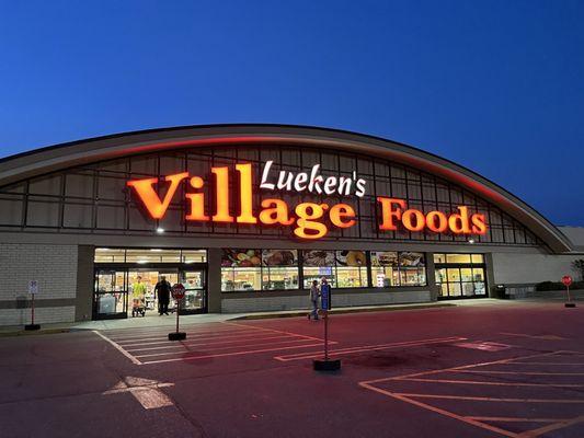 Lueken's Village Foods