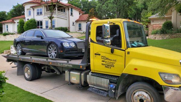 We tow luxury vehicles and crashed vehicles as well!