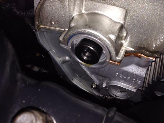 Missing seal for intake cam at timing belt (drive) end of the cam.