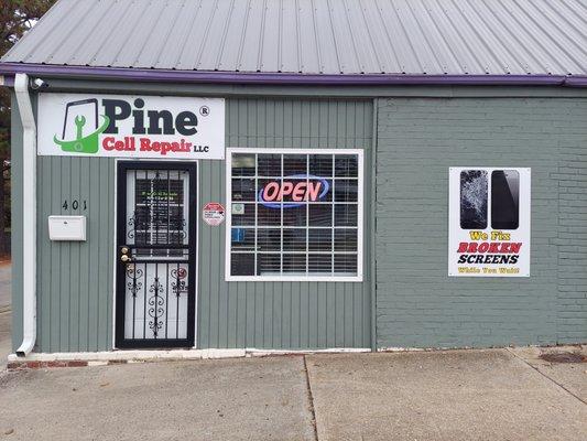 Our retail Location at 401 South Horner Blvd Sanford NC 27330