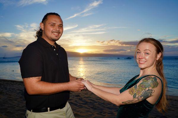 Spring Sale: $350 for a 1 hour sunset photo session and receive 100 edited hi res photos. Reg. $550