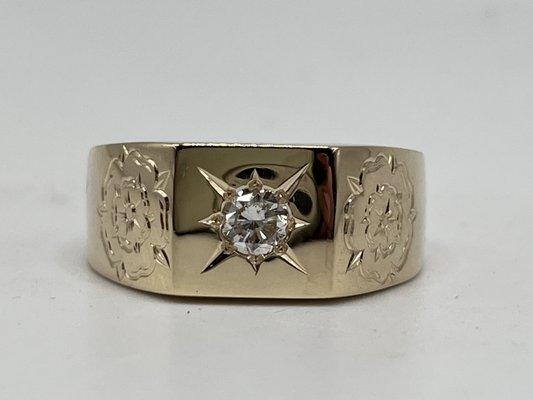 Custom men's ring