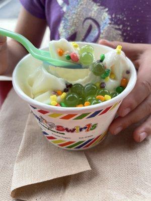 Delicious frozen yogurt with bobas and nerds!