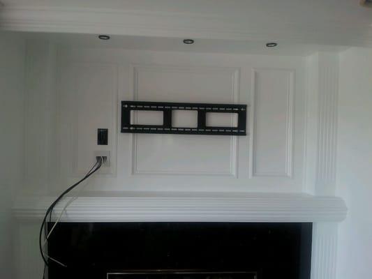 Awesome wall mount job with power outlet extension....2 Thumbs Up for Install4less