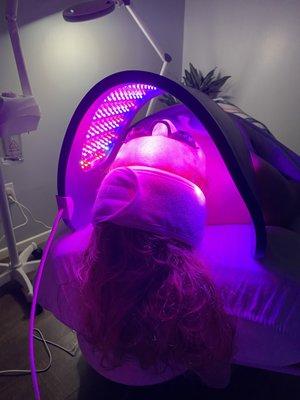 LED Light Therapy Facial