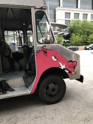 Hog truck