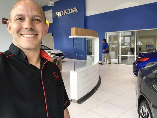 This place is so cool with a great Honda staff