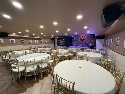 Main floor with round tables