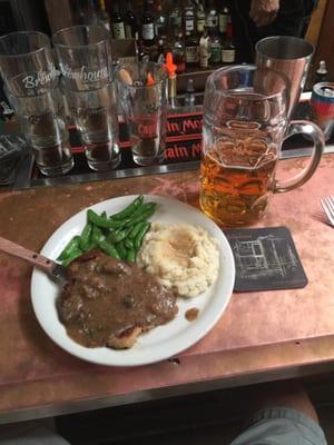 Jaegerschnitzle and Hoffbrau Oktoberfest