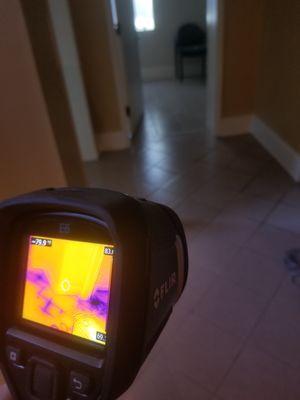 Using the FLIR Infared camera to find out the extent of the water damage