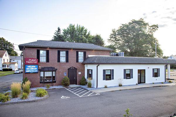 1 Parkside Ave., Westfield, MA 01085