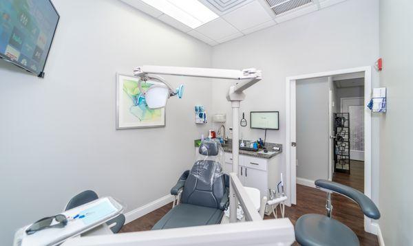 Ask a question or book your appointment online with Magnolia Green Dental Care in Sarasota, FL today.