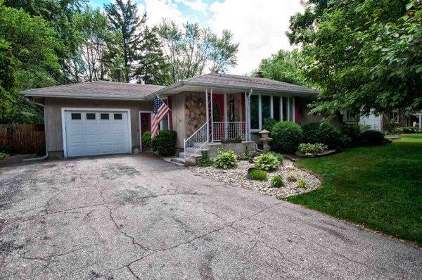 Sold in 4 Days / Goshen with Inground Pool