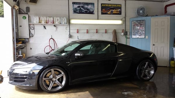 Stunning Audi R8, 2011. Full Detail!