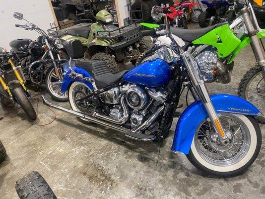 Exhaust install on Harley Davidson