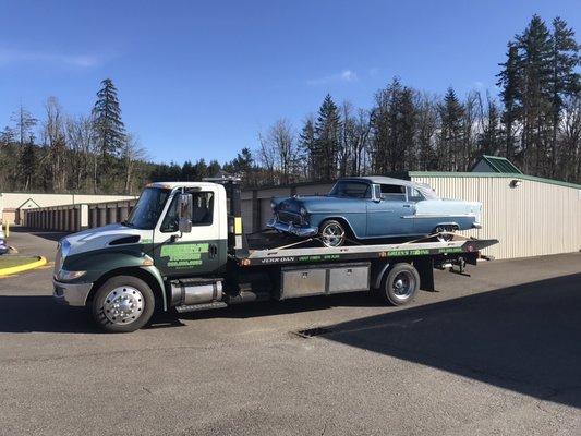 Classic car transport/tow using soft straps.