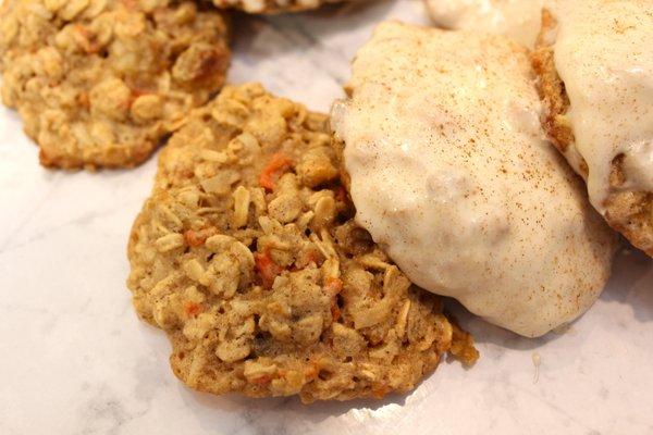 Oatmeal Carrot Cake Cookies with Cream Cheese Icing (Available with/without icing)