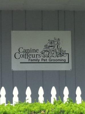 Canine Coiffeurs