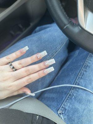 M Nails