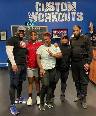 Custom Workouts Family!