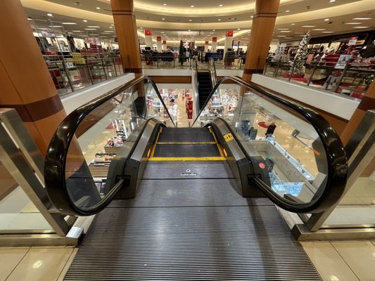 Belk Northlake Mall Escalators