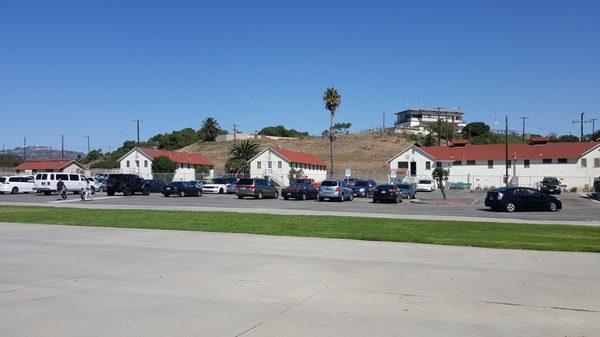 Buildings/Barracks of Hi