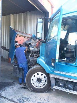 Diesel Mechanic Technician Marcelino