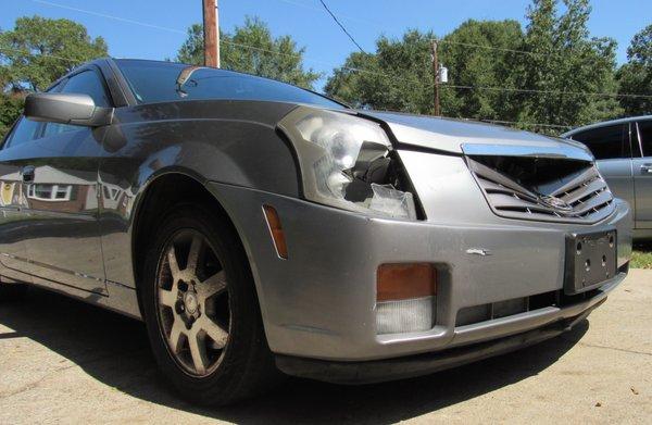 New client, front end damage on her 2005 Cadillac CTS. Fixed with paint in 3 days!