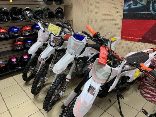 Dirtbikes off road item available in 110cc up to 150cc different color options just call and ask