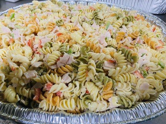 Rotini mix with vegetables