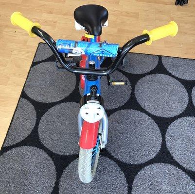 Talking Thomas 12"bike with training wheels