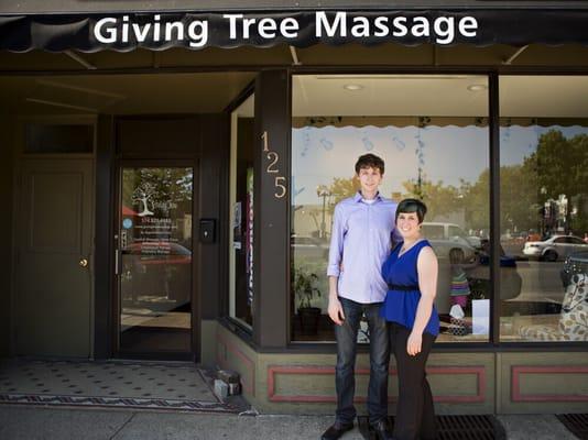 Owner, Stephanie Honderich, and her husband Mike in front of the studio.