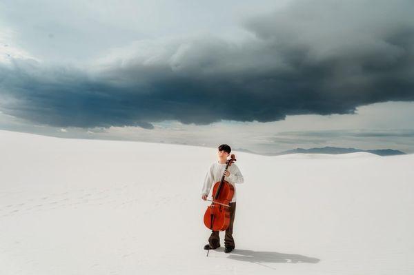 Senior session at White Sands National Park