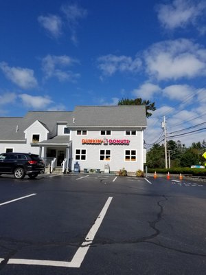 In the drive thru lane and they closed it...lobby closed at 1:00