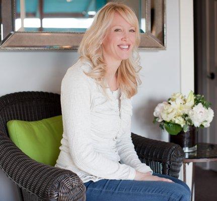 Meet Lori Legaz, Owner of Simply Skin!