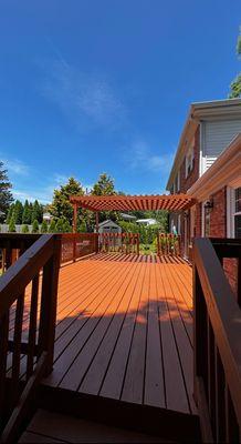 Beautiful finish on this deck