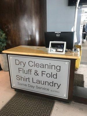 The best dry cleaning in Santa Monica!!! Everyone treats your clothes as it's theirs.